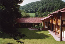 Die Nebengeb�ude